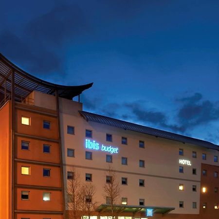 Ibis Budget Newport Bagian luar foto