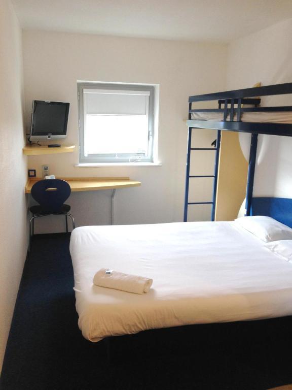 Ibis Budget Newport Bagian luar foto