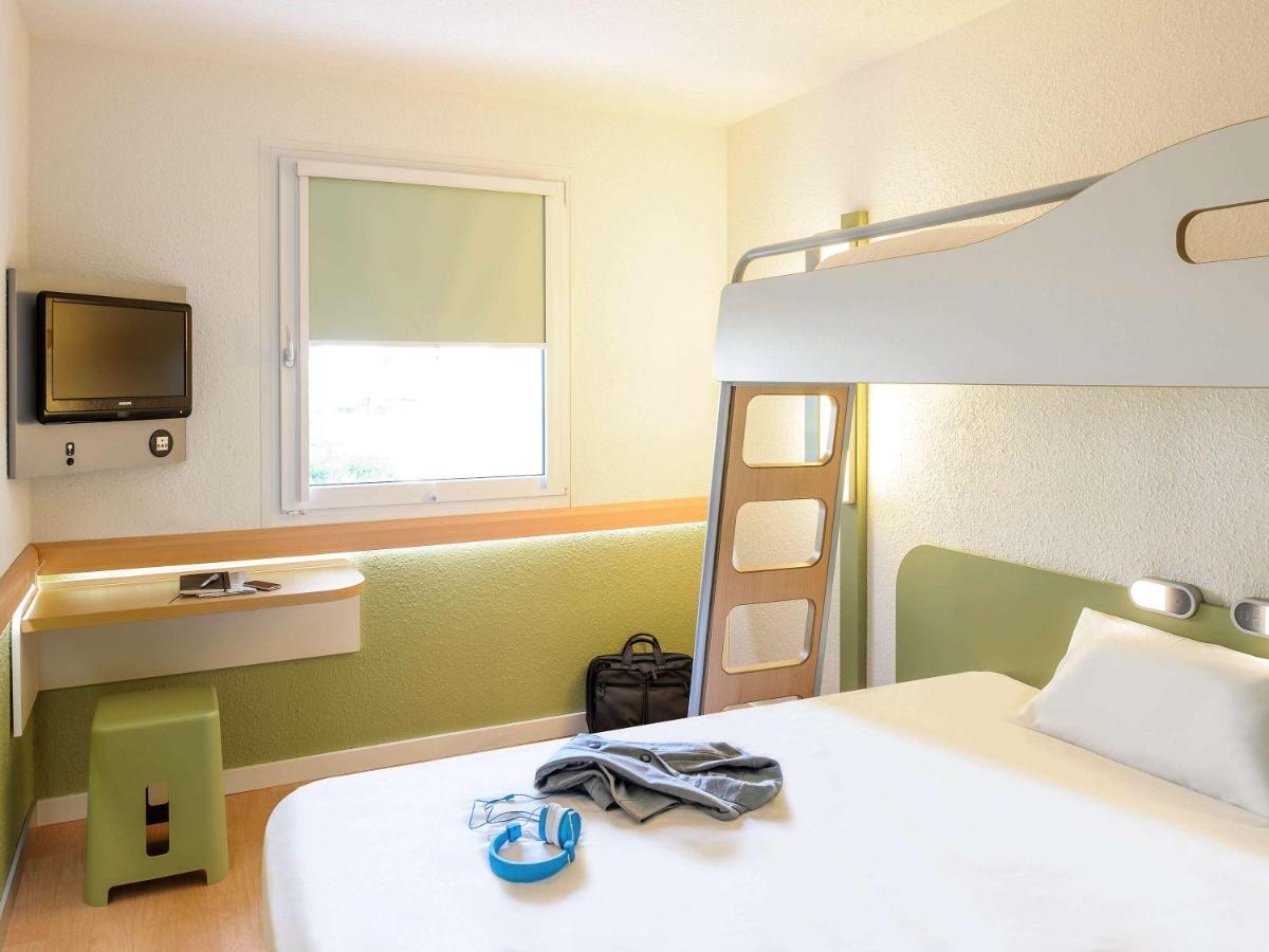 Ibis Budget Newport Bagian luar foto